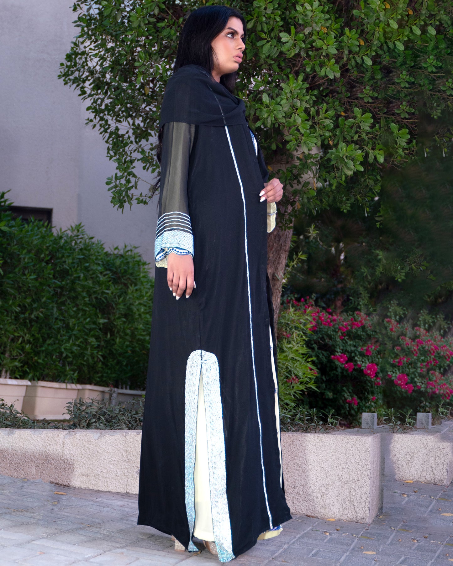 Blue Crystals Abaya